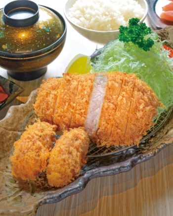 吉列豬扒伴廣島生蠔定食 Deep-fried Premium Pork Loin and Hiroshima Oysters Set