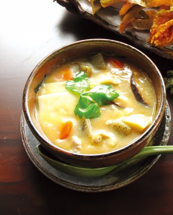秘製日式豬肉湯 Special Soybean Paste Soup in Pork and Vegetable